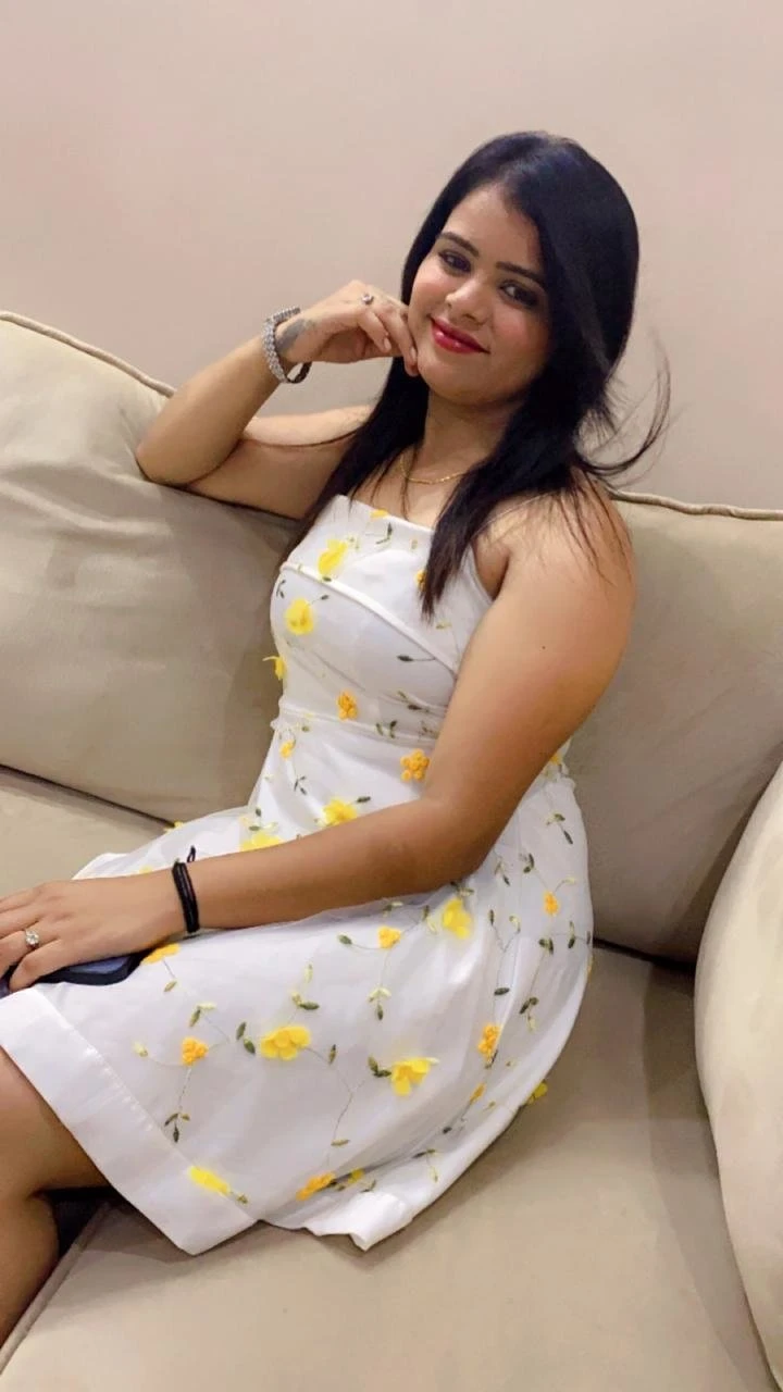 Reshmi Cam Show Real Meet Mumbai 🤍 – Indian escort in Mumbai — 2 / 5