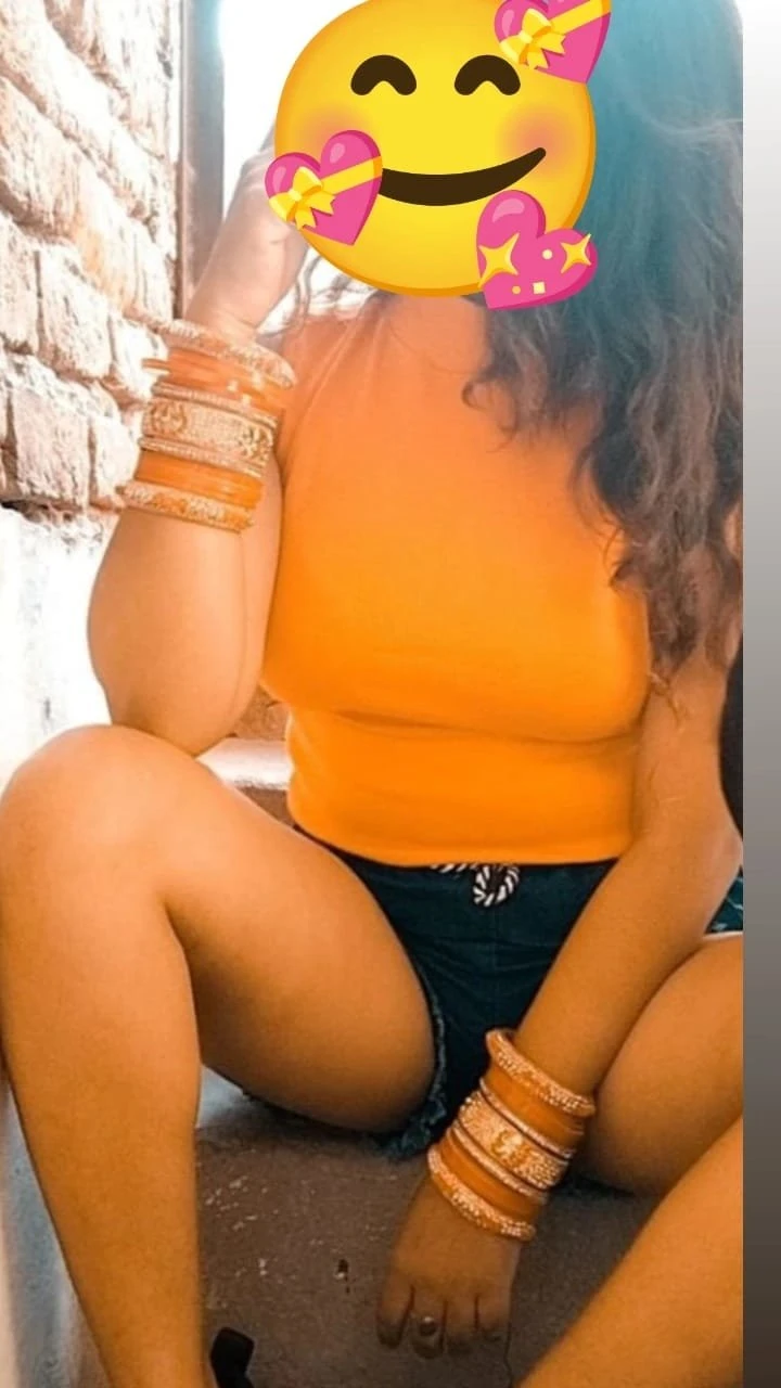 Priya Vc Only – Indian escort in Surat — 1 / 8