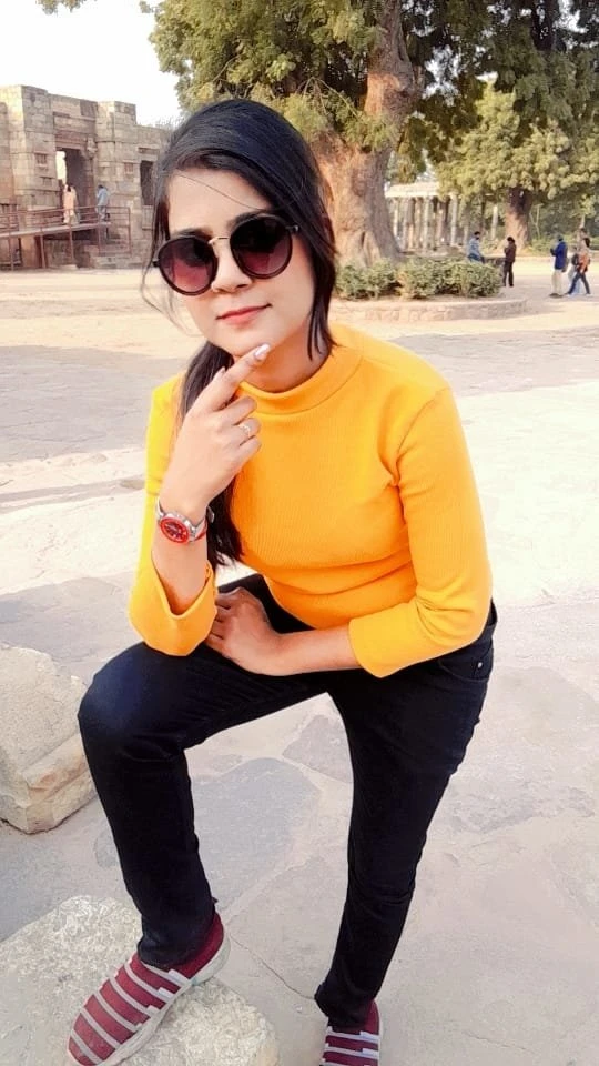 Indipendent girl neha out call service – Indian escort in New Delhi — 2 / 5