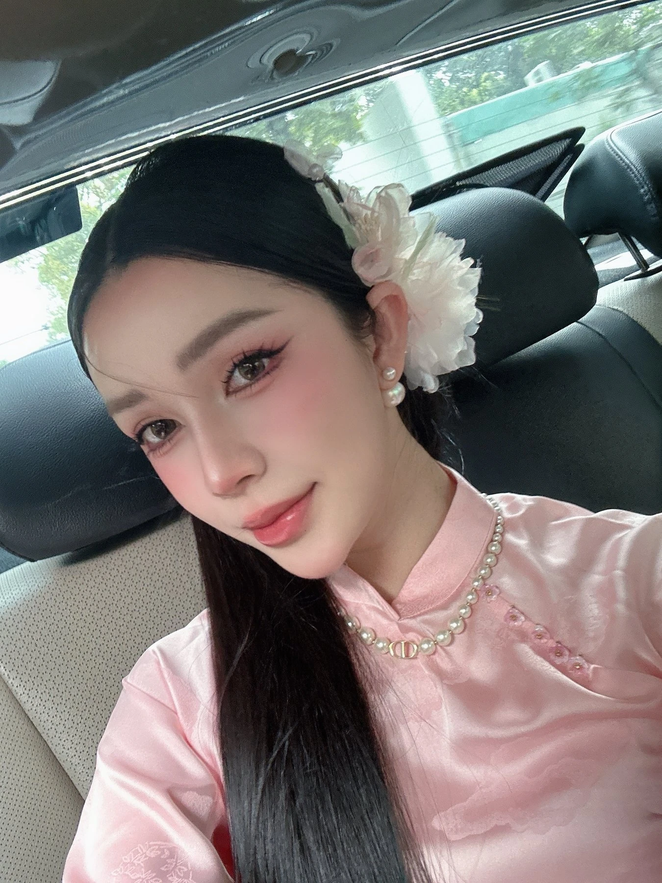 Jennie baby – Vietnamese escort in Ho Chi Minh City — 16 / 23