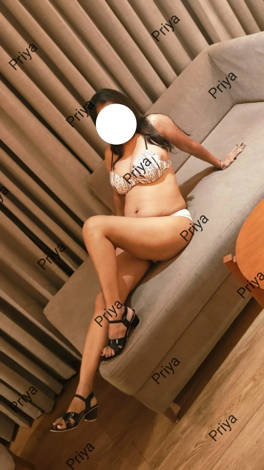 Hotwife Priya – Indian escort in Surat — 6 / 11