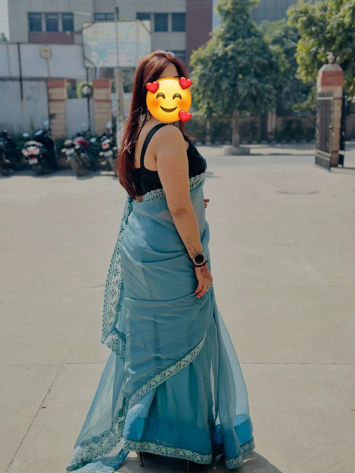 PINKI PUNJABI PATOLA ONLY OUTCALL – Indian escort in New Delhi — 11 / 20