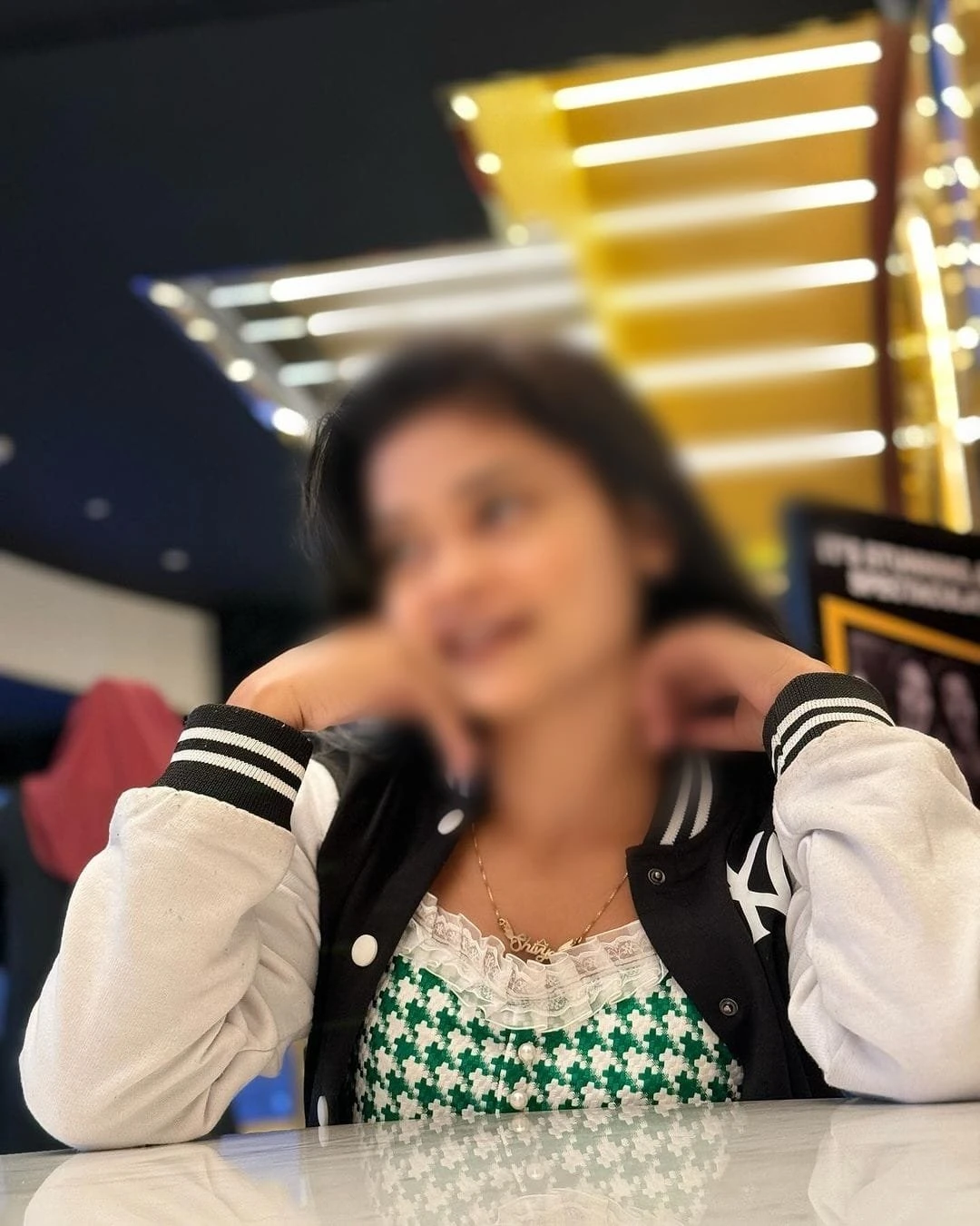 Suhani Independent Cam & Real Meet – Indian escort in Mumbai — 3 / 5