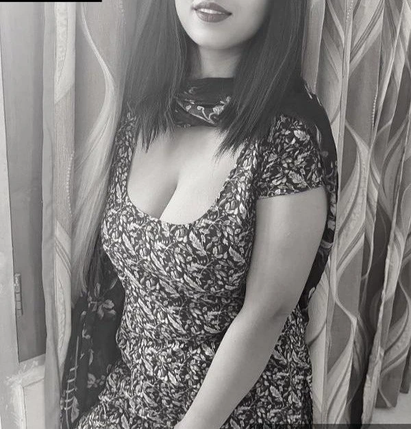Divorced Looking for Sex With Benefits – Indian escort in Mumbai — 2 / 7