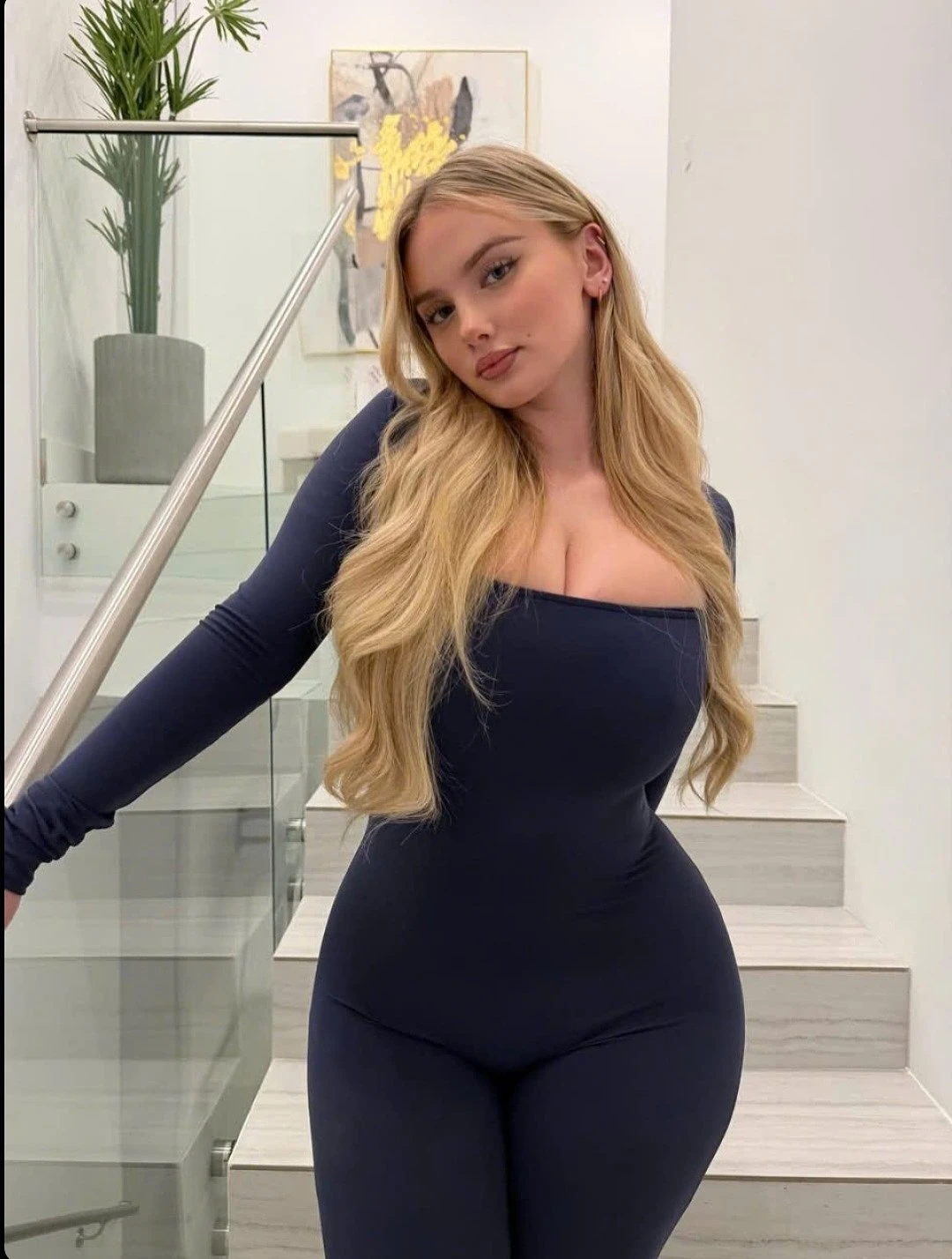 Anna – Russian escort in Montenegro — 3 / 4
