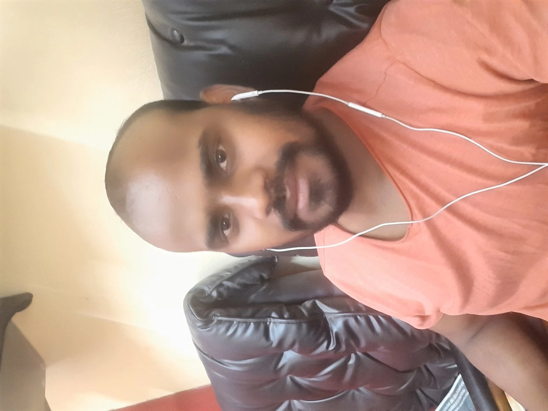 Ravi Thakur – Indian adult performer in New Delhi — 2 / 5