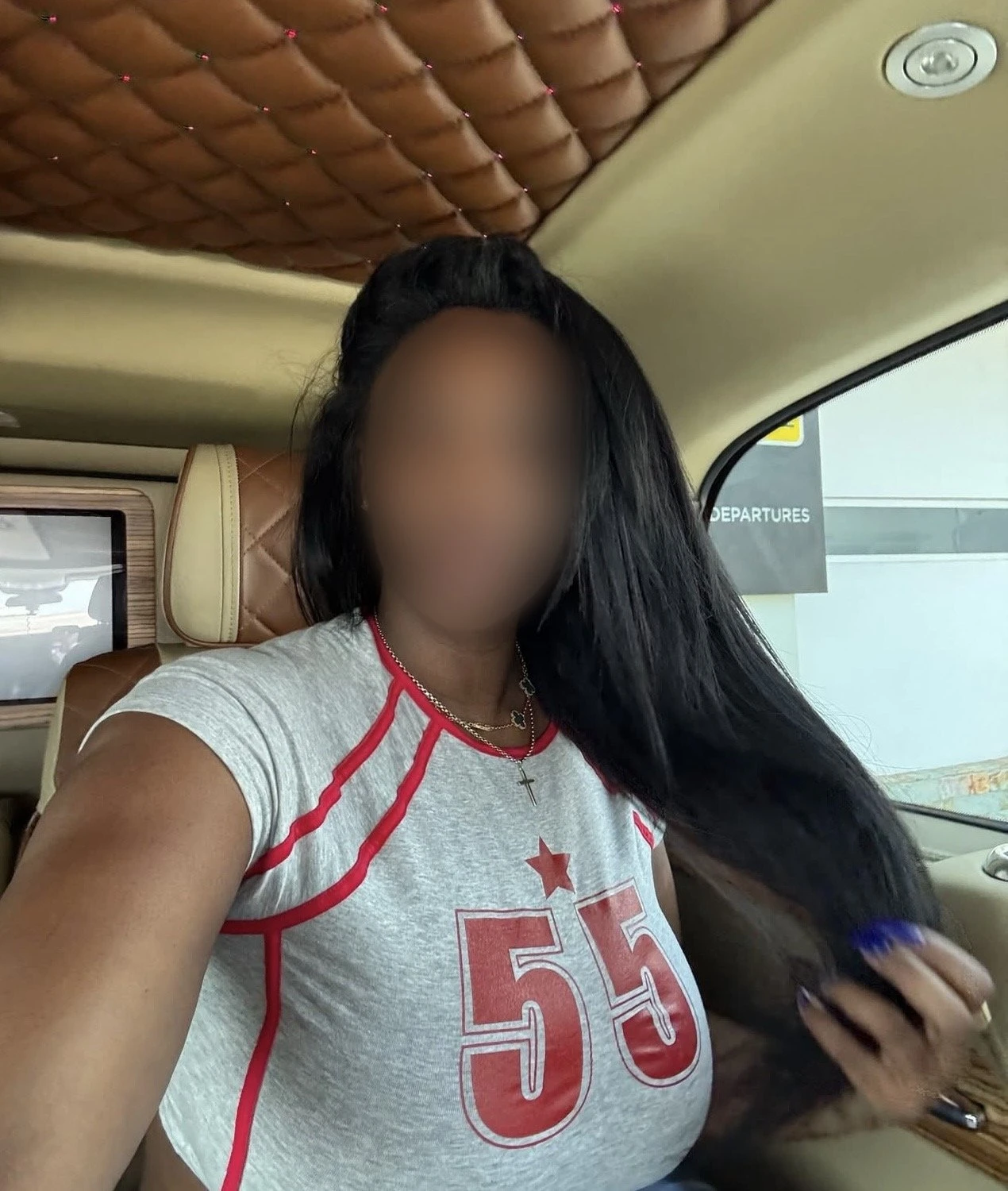 Ellah – escort in Mumbai — 2 / 5