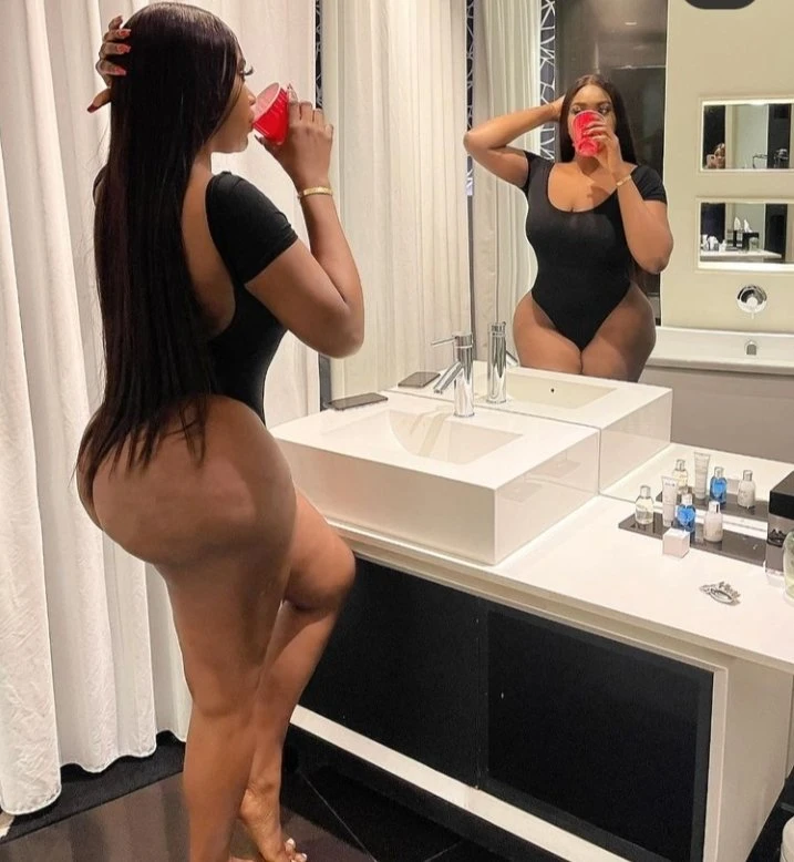 Anal Queenmother – Cape Verdean escort in Beirut — 4 / 5