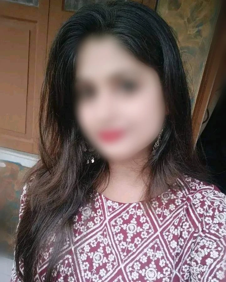 Mahiii Here for Meet and Cam Show – Indian escort in Mumbai, Escort, Mumbai