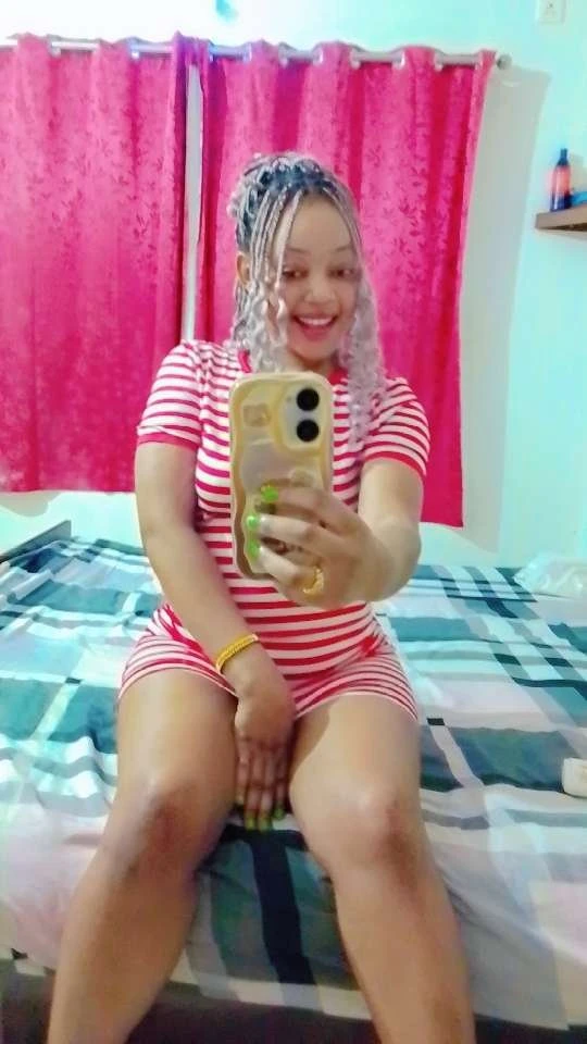 Nita – Rwandan escort in Pune — 20 / 28