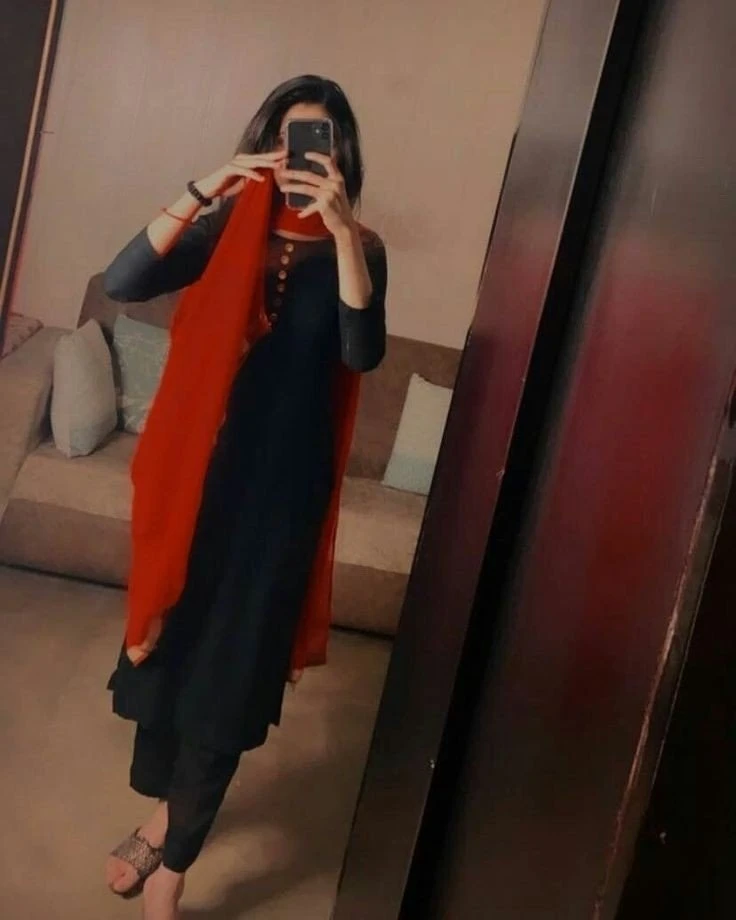 Cam show Sex chet 🤍8 – Indian escort in New Delhi — 4 / 5