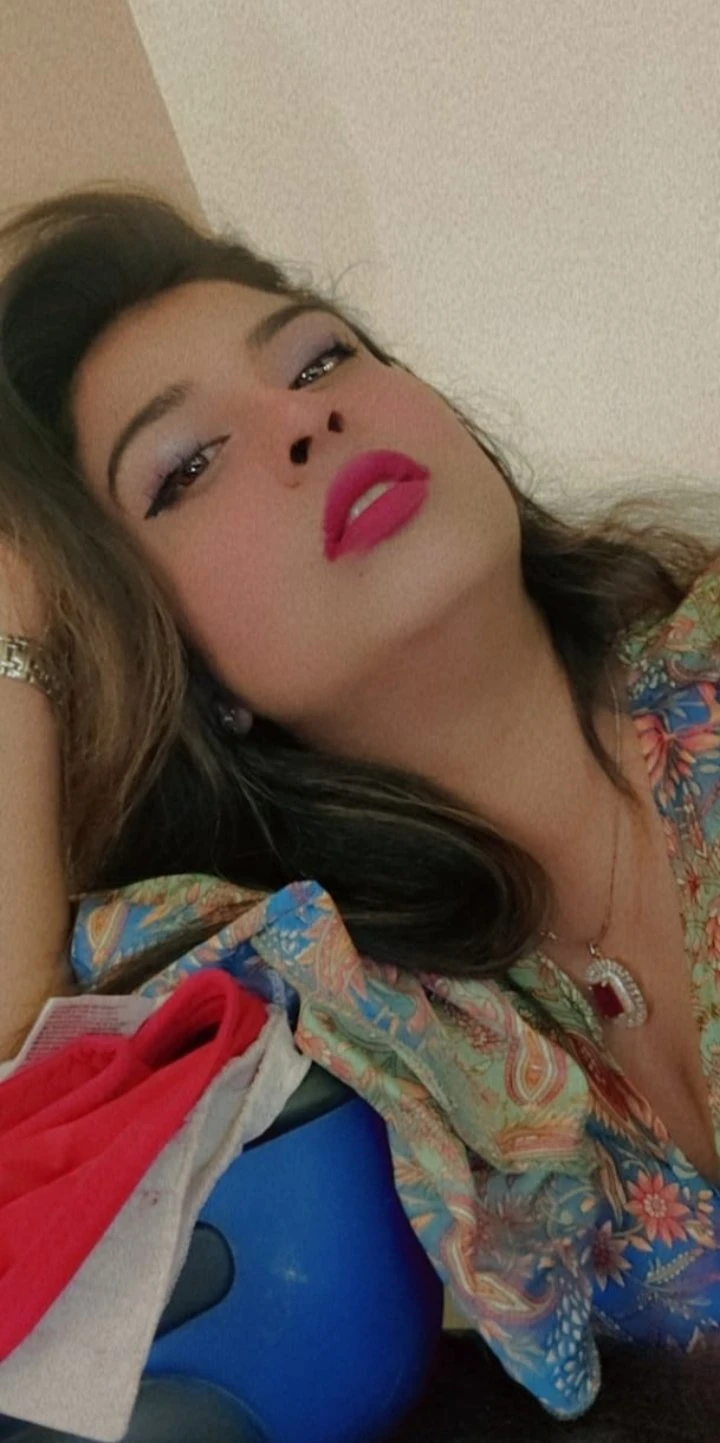 Soniya Varma – Indian escort in Hyderabad — 1 / 2