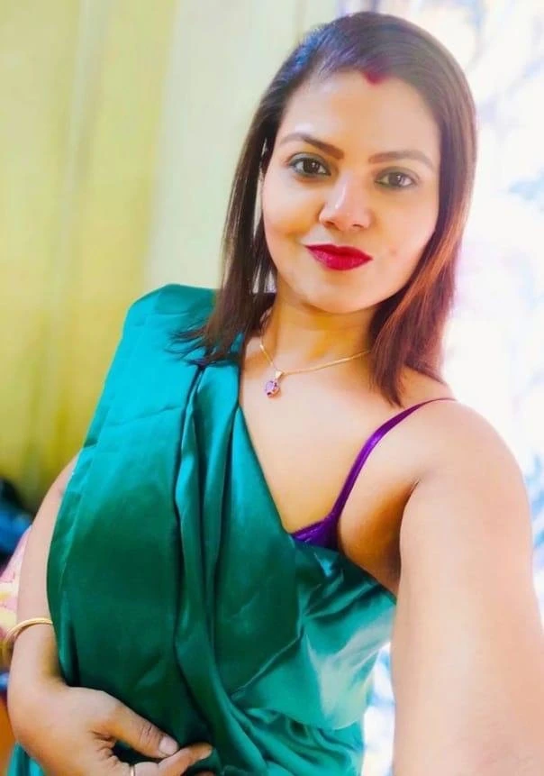 Simran – Indian escort in Hyderabad — 4 / 9