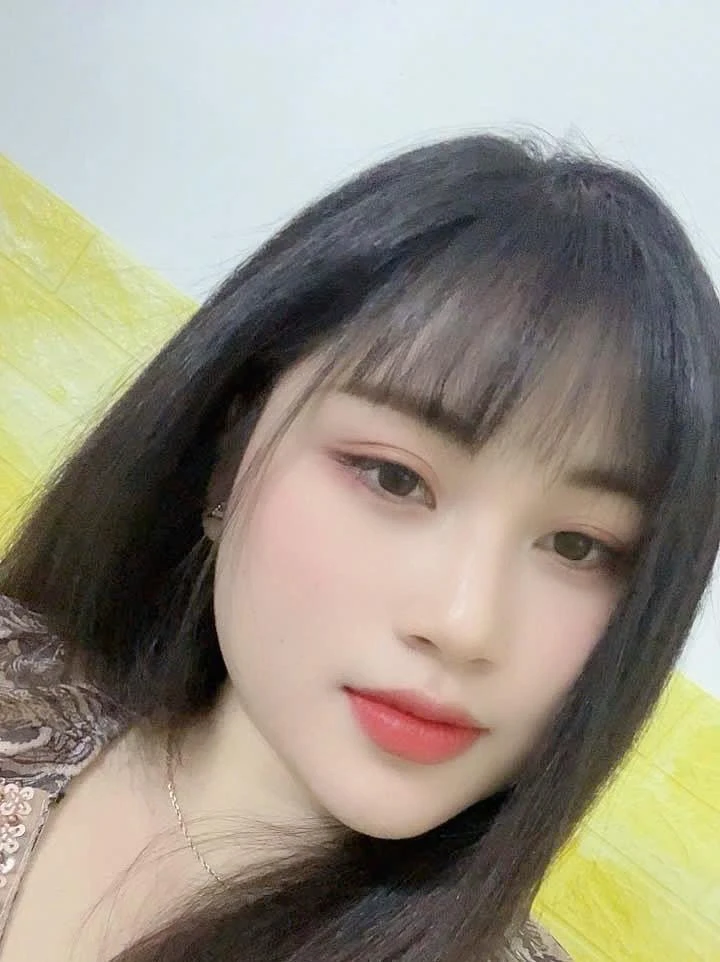 Bella – South Korean escort in Mumbai — 7 / 13