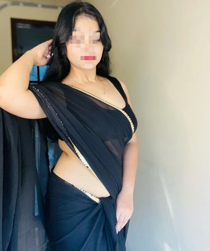 Rinky – Indian escort in Kolkata — 2 / 4