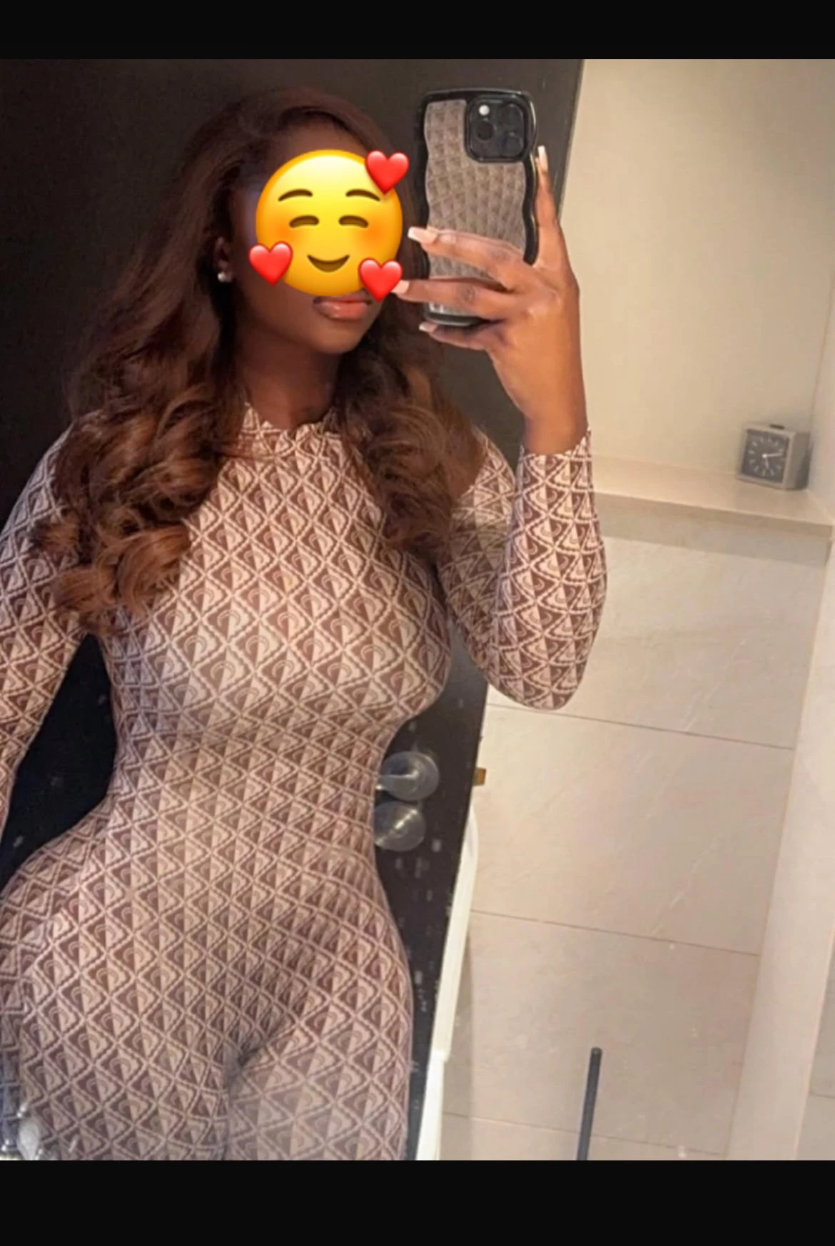 Lisa – Liberian escort in Abidjan — 3 / 4