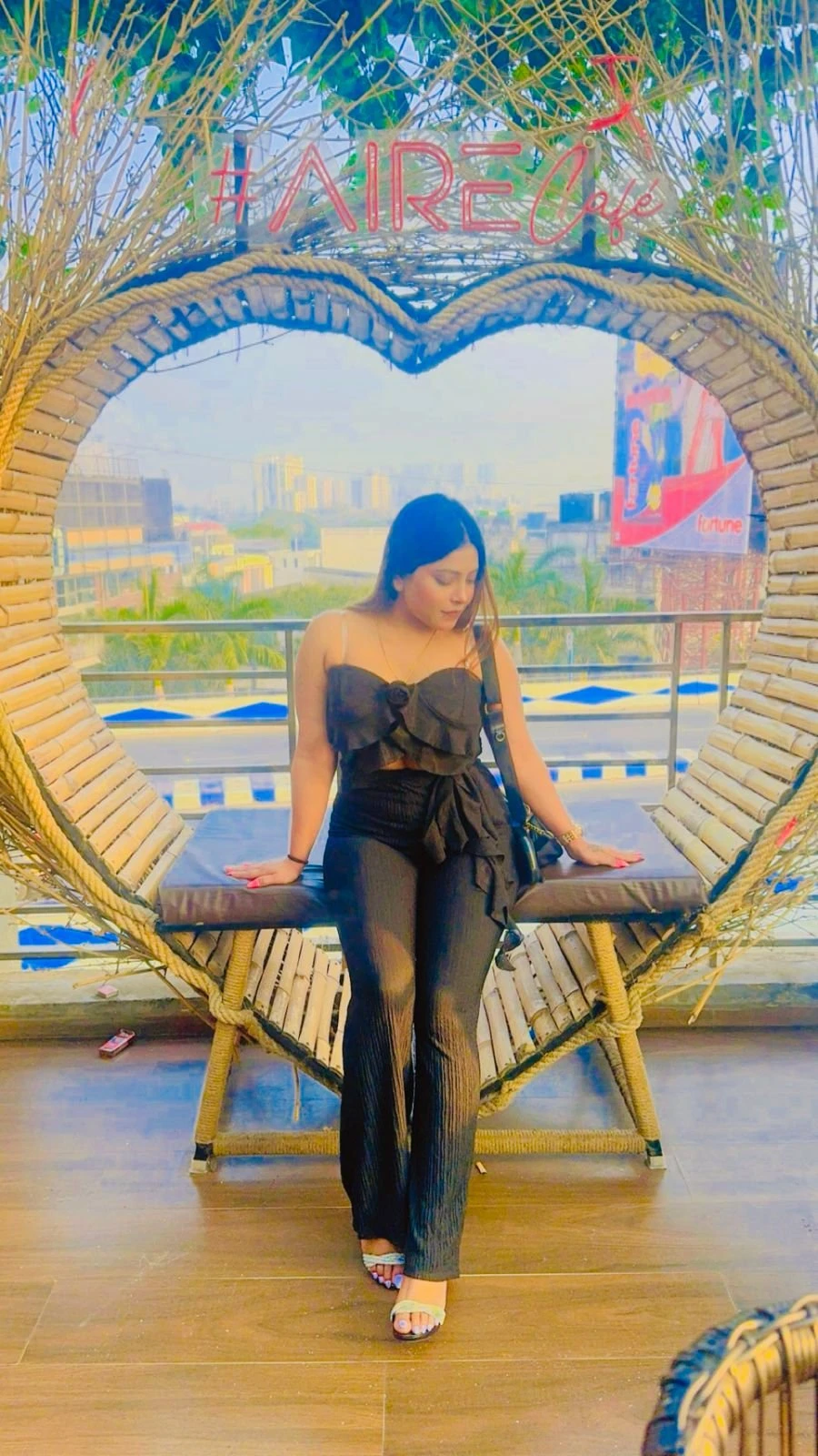 Leena Roy Sexy Escorts – Indian escort in Hyderabad — 1 / 9