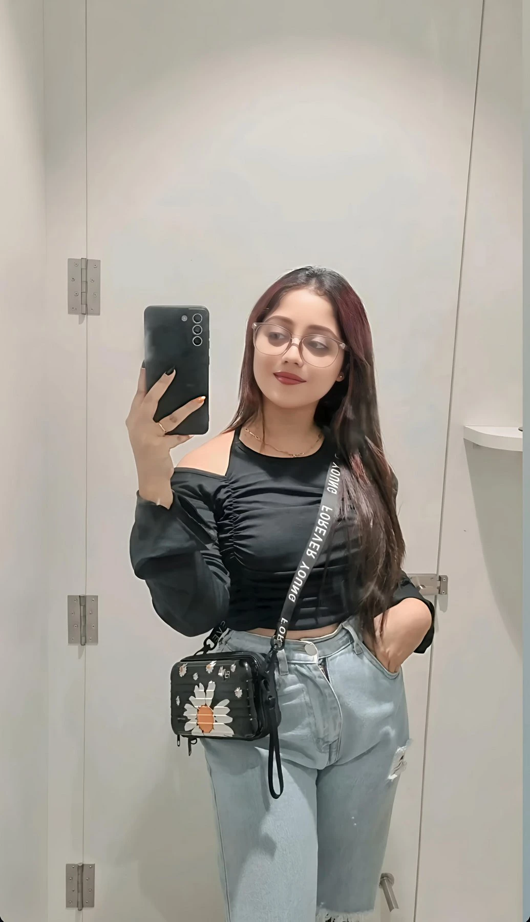 Independent Service Cash Payment – Indian escort in Kolkata — 1 / 11