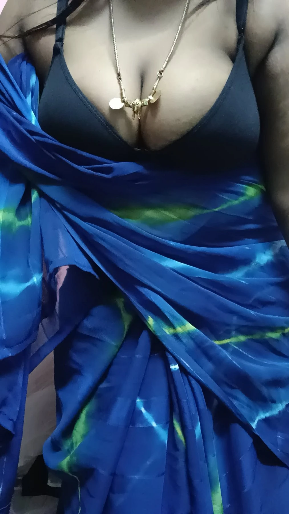Pavi 26, Married tamil cam girl – Indian escort in Chennai — 17 / 20