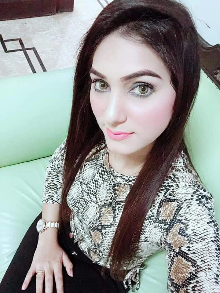Kiran Escorts Girls – Pakistani escort in Karāchi — 6 / 12