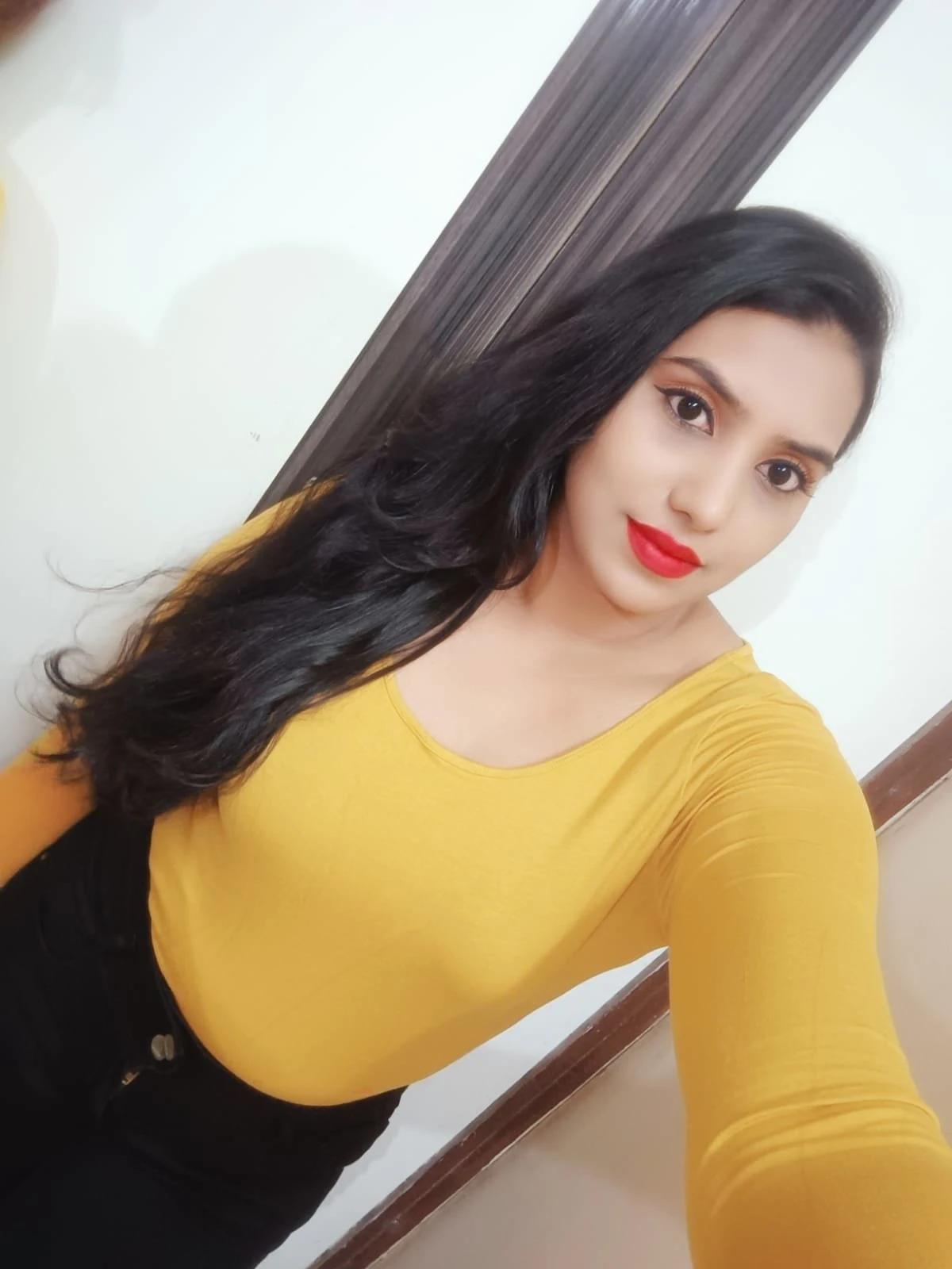 Mona Lisa Hot – escort in Hyderabad — 2 / 4