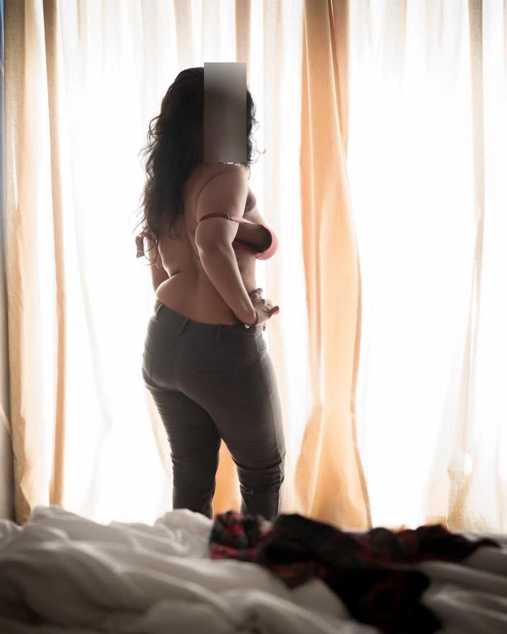 FULL SERVICE THREESOME AND LESBIAN – Sri Lankan escort in Colombo — 7 / 9
