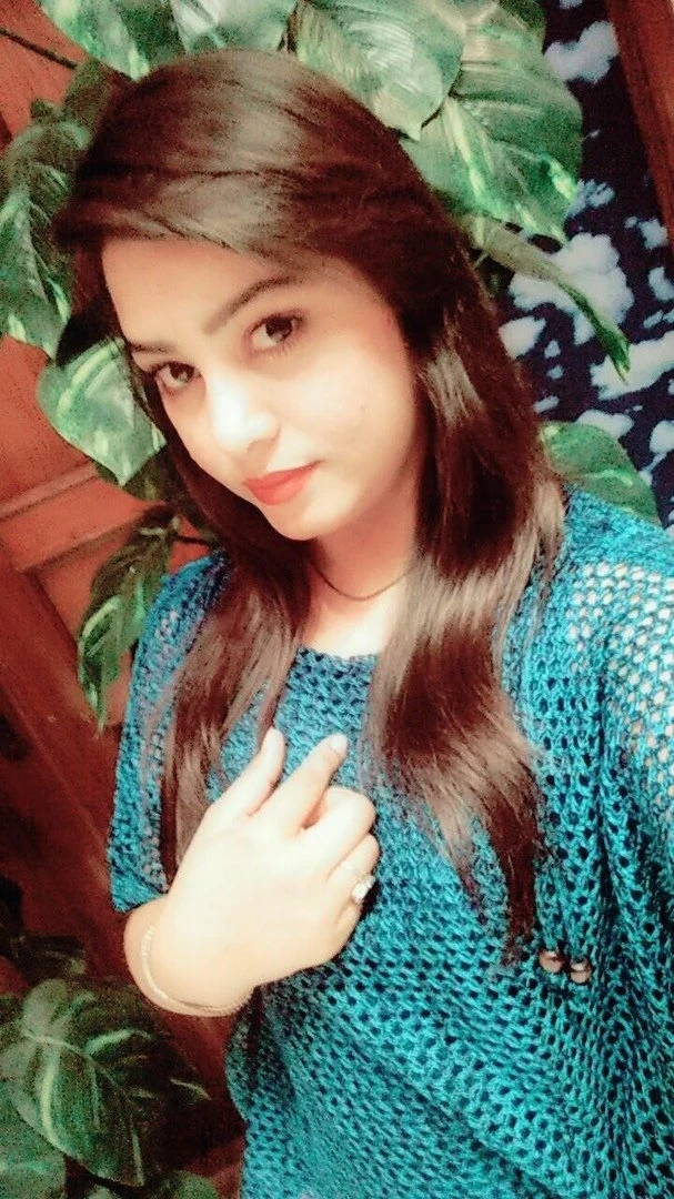 Maya Ali – Pakistani escort in Lahore — 5 / 11