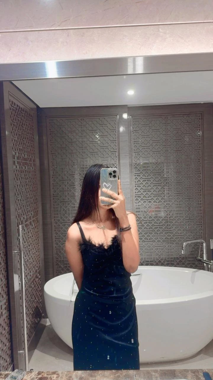 Samaira4 U – Indian escort in Mumbai — 3 / 7