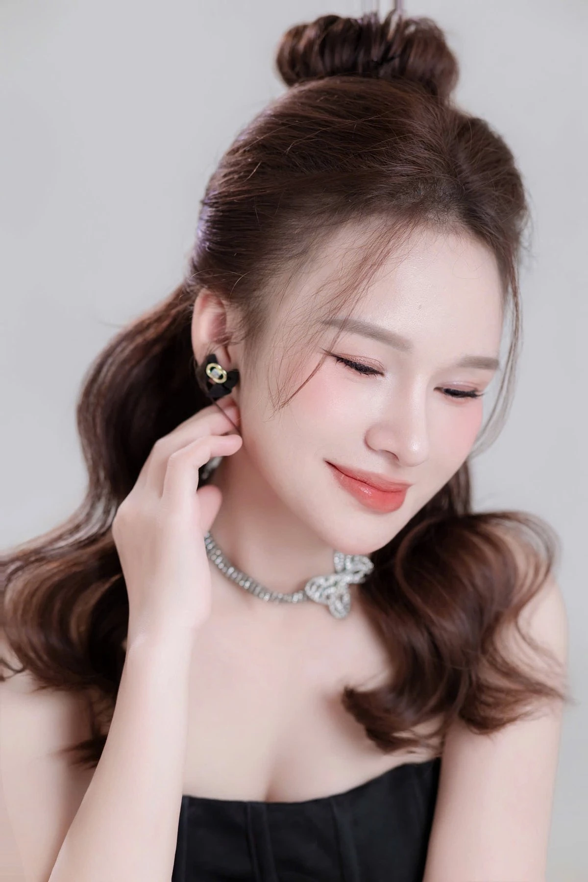NAMY – Vietnamese escort in Ho Chi Minh City — 3 / 9