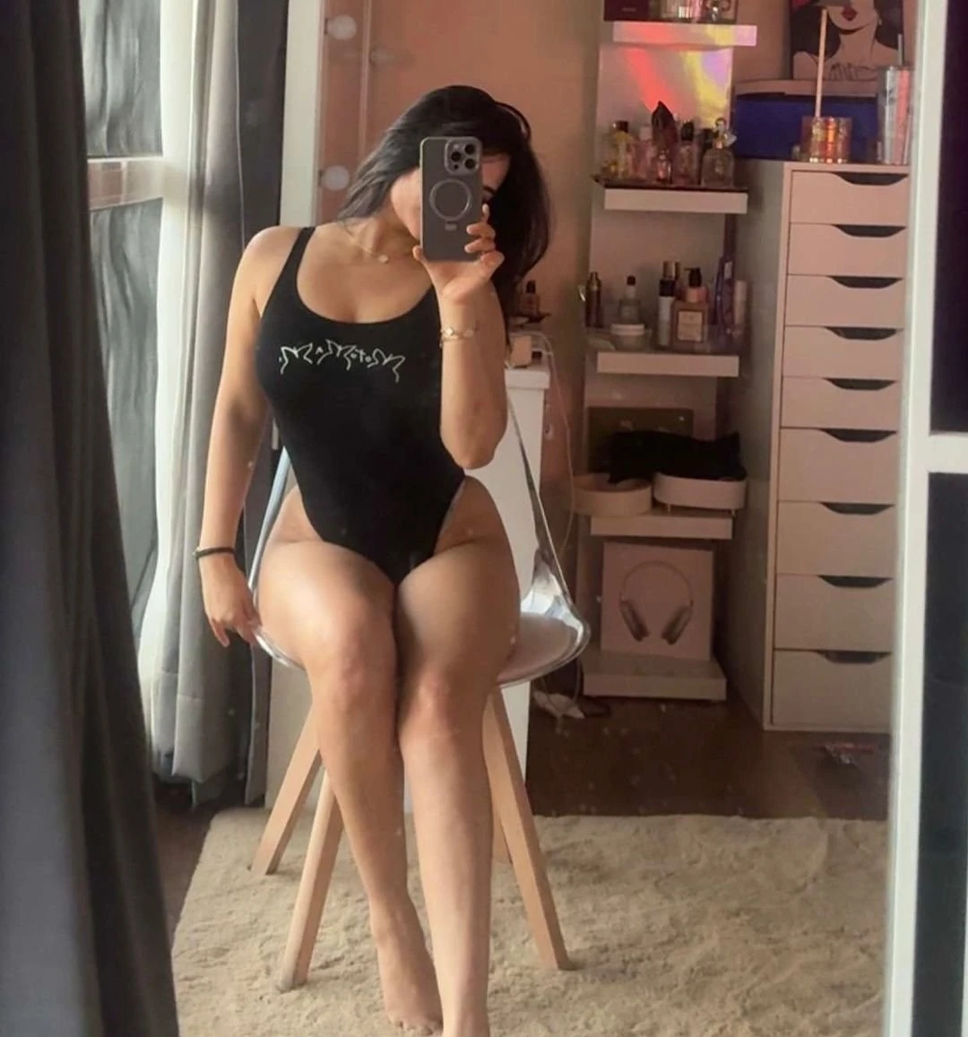 Himani Escort Service – Indian escort in Nagpur — 2 / 4
