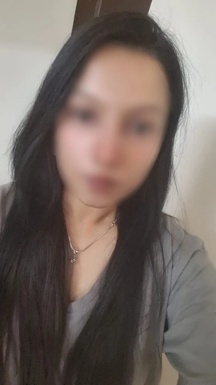 Maya – Indian escort in Mumbai — 2 / 3