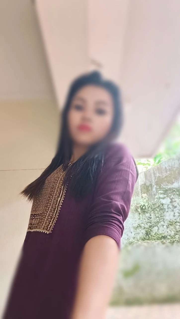 മലയാളി service incall out call – Indian escort in Kochi — 2 / 3