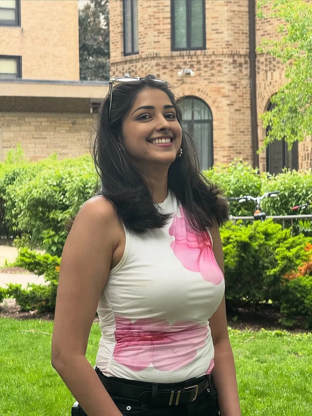 Pihu. 82848, 83755 – Indian escort in Chandigarh — 4 / 5