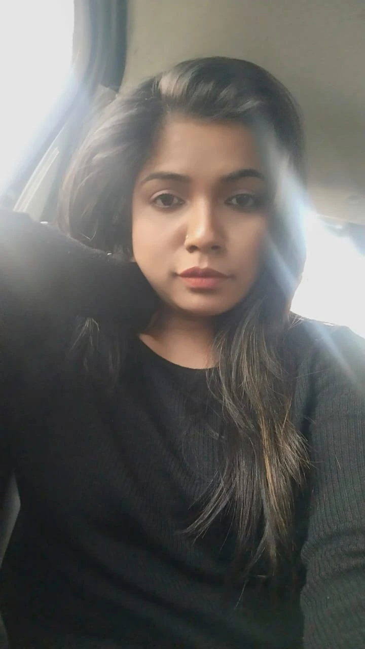 Simi Indipendent Cam & Real Meet – Indian escort in Kolkata — 4 / 5