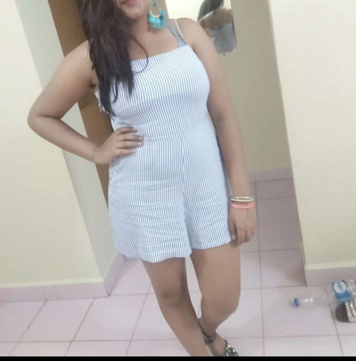 Sassy Babes for Cam Session Live – Indian escort in New Delhi — 2 / 7