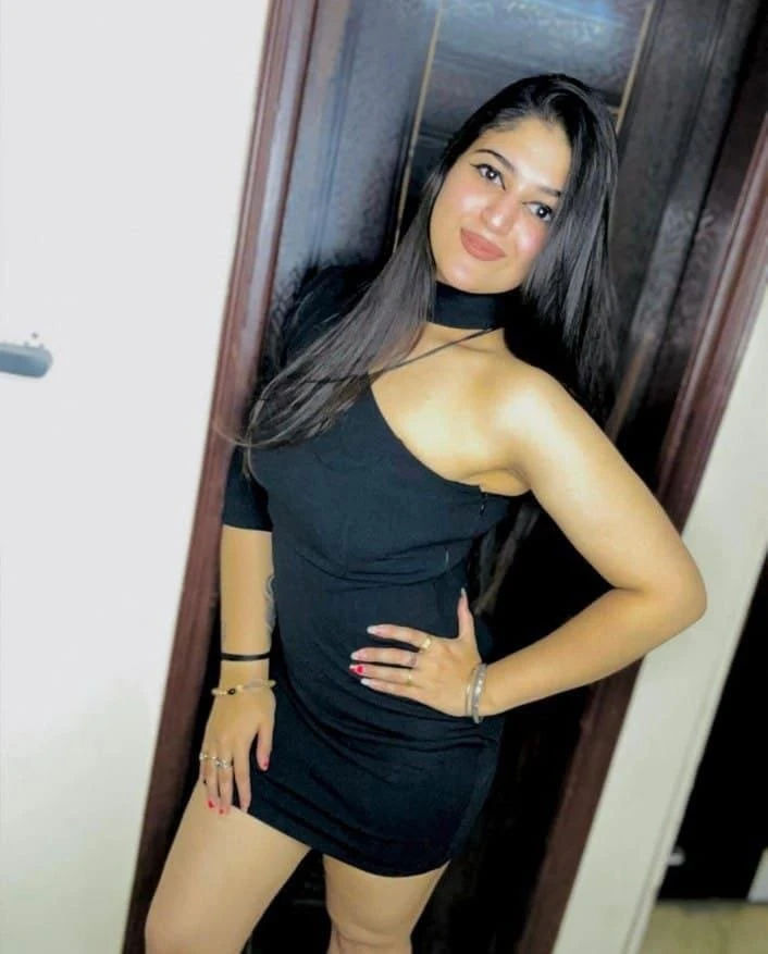 KAVYA SHARMA BEST VIP ESCORT SERVICE – Indian escort agency in Kochi — 2 / 4