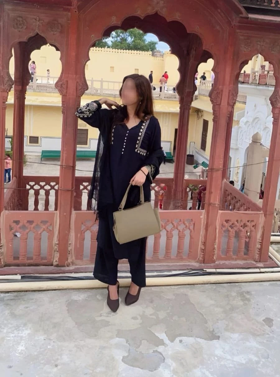 LET ME BRING UR FANTASIES TO LIFE GFE EX – Indian escort in Mumbai — 8 / 9