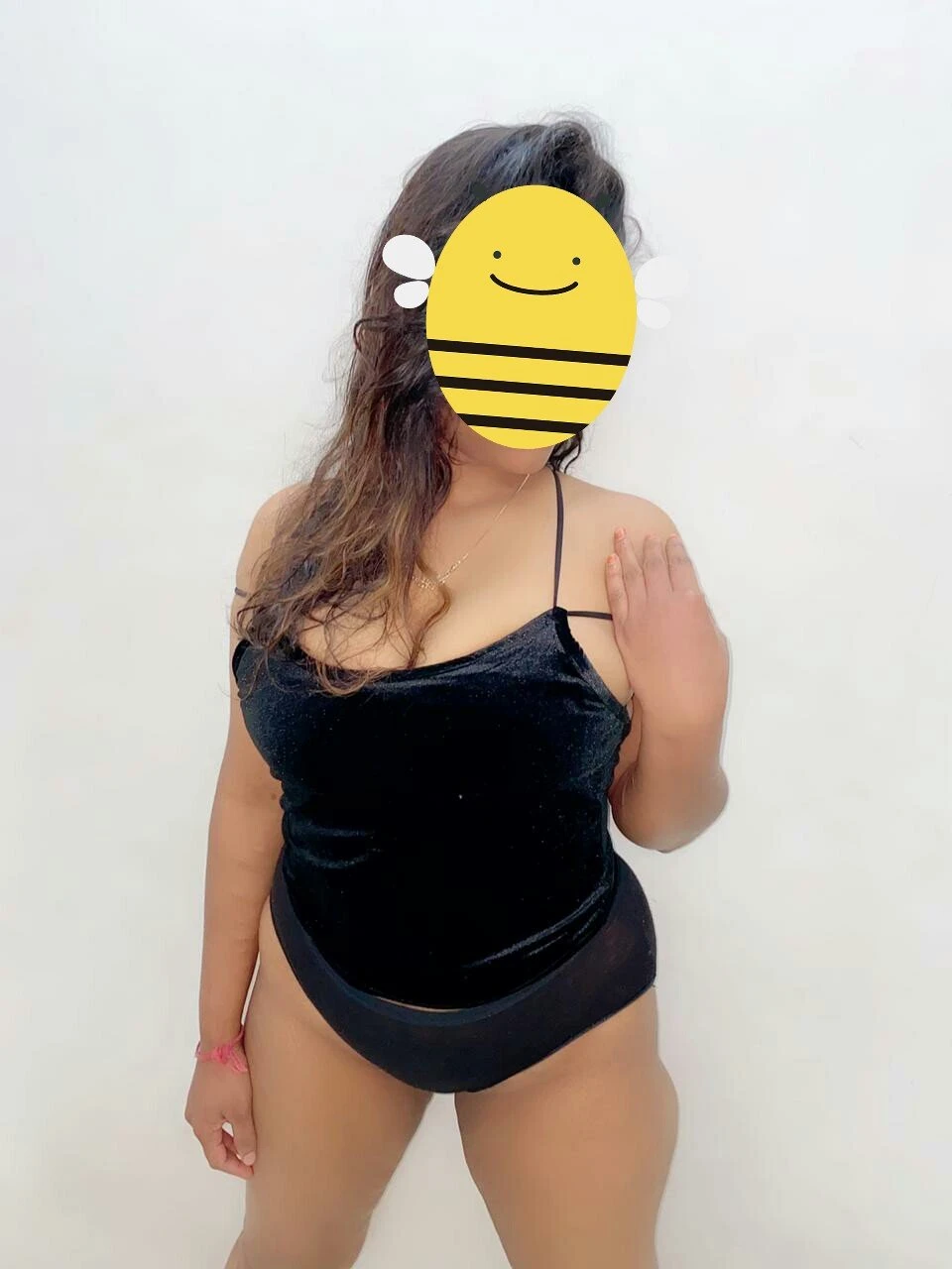 Zara690 – Indian escort in Mumbai — 6 / 15