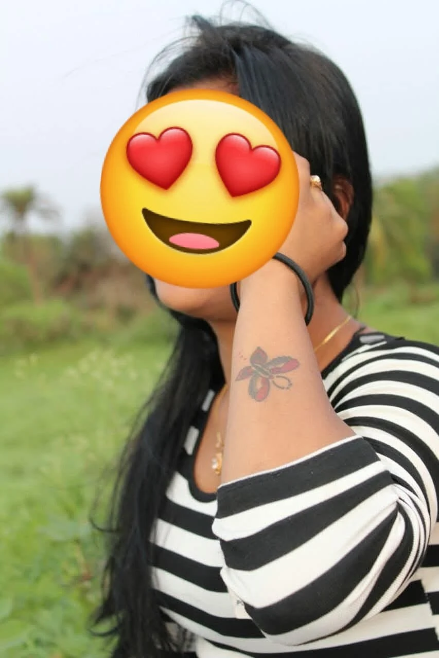 //Independent// Meet and Cam// – Indian escort in Kolkata — 4 / 5