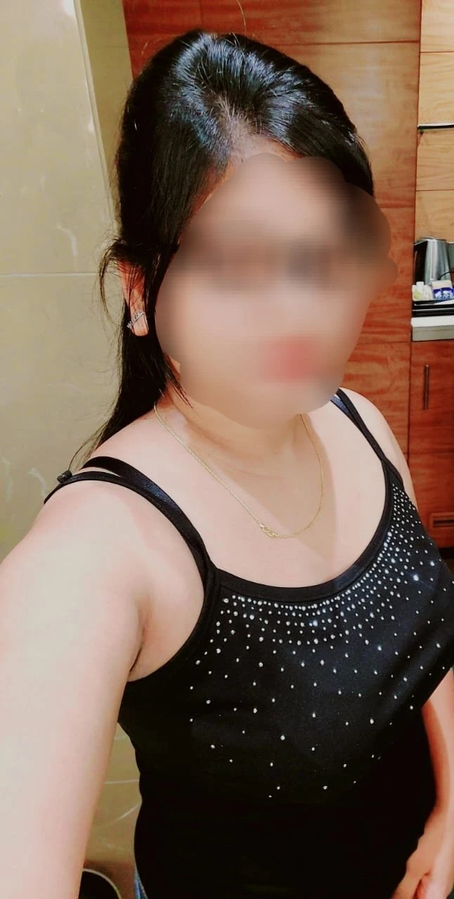 Shiwangi Real Cam Anal All – Indian escort in Mumbai — 2 / 3