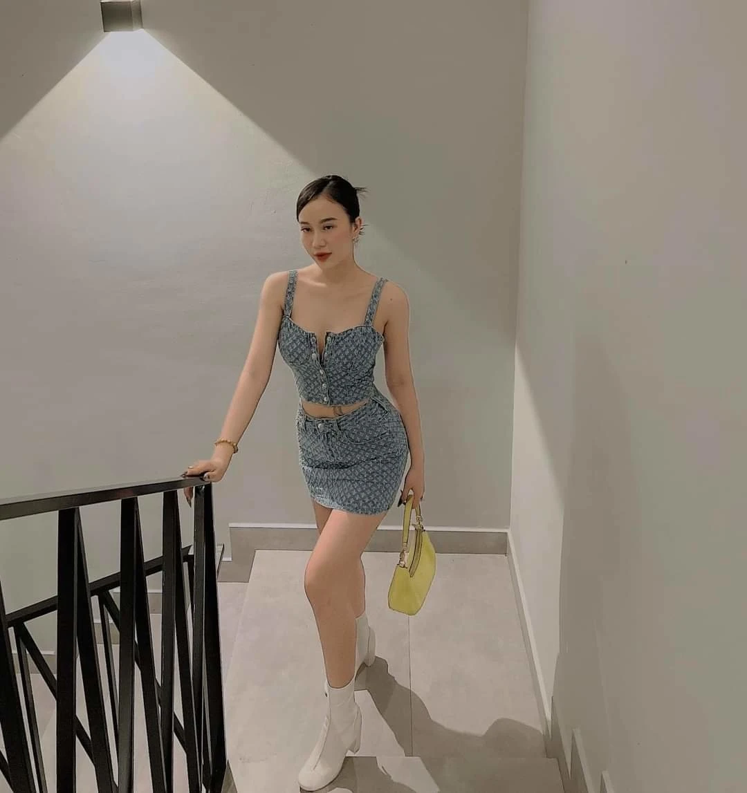 Soo Jin – South Korean escort in Da Nang — 13 / 25