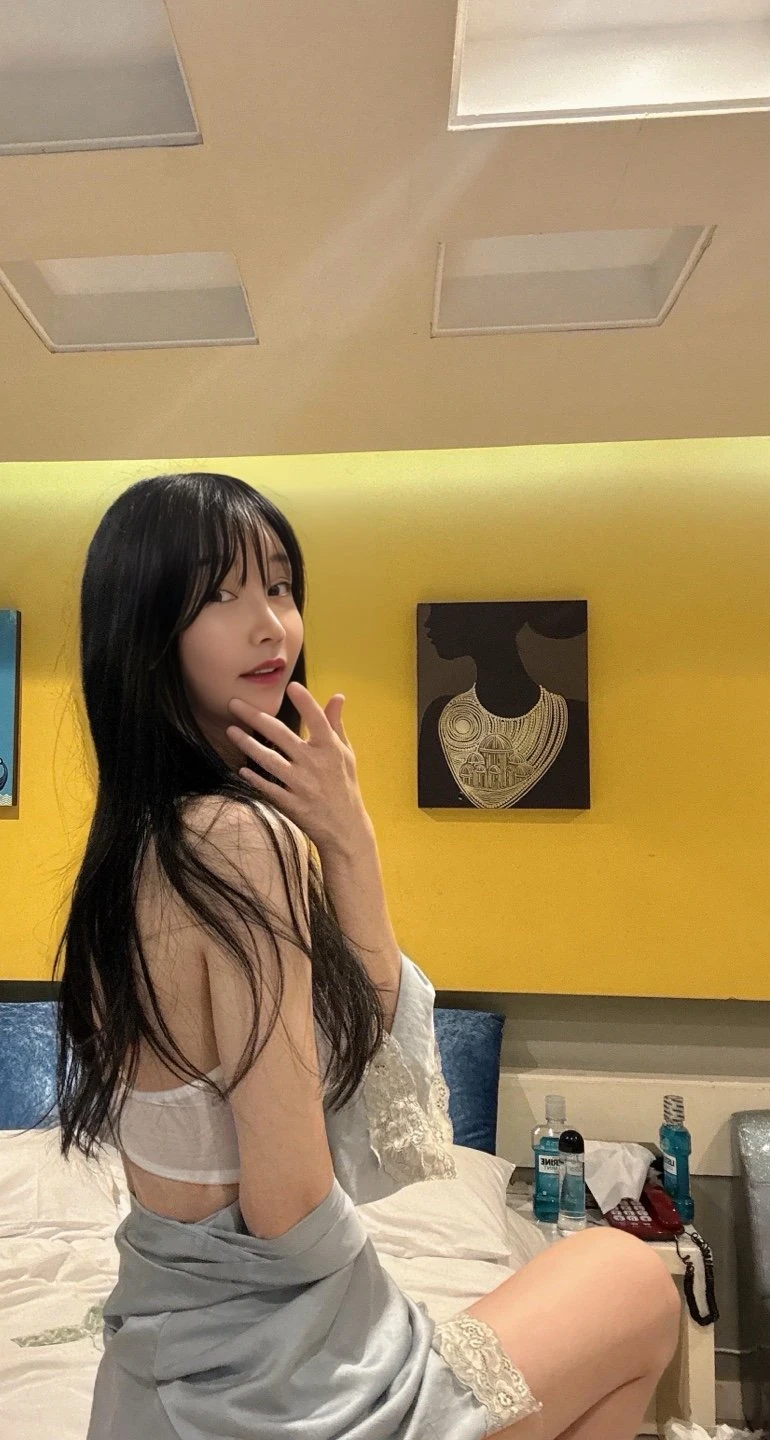 Che So Yeon – South Korean escort in Seoul — 26 / 31