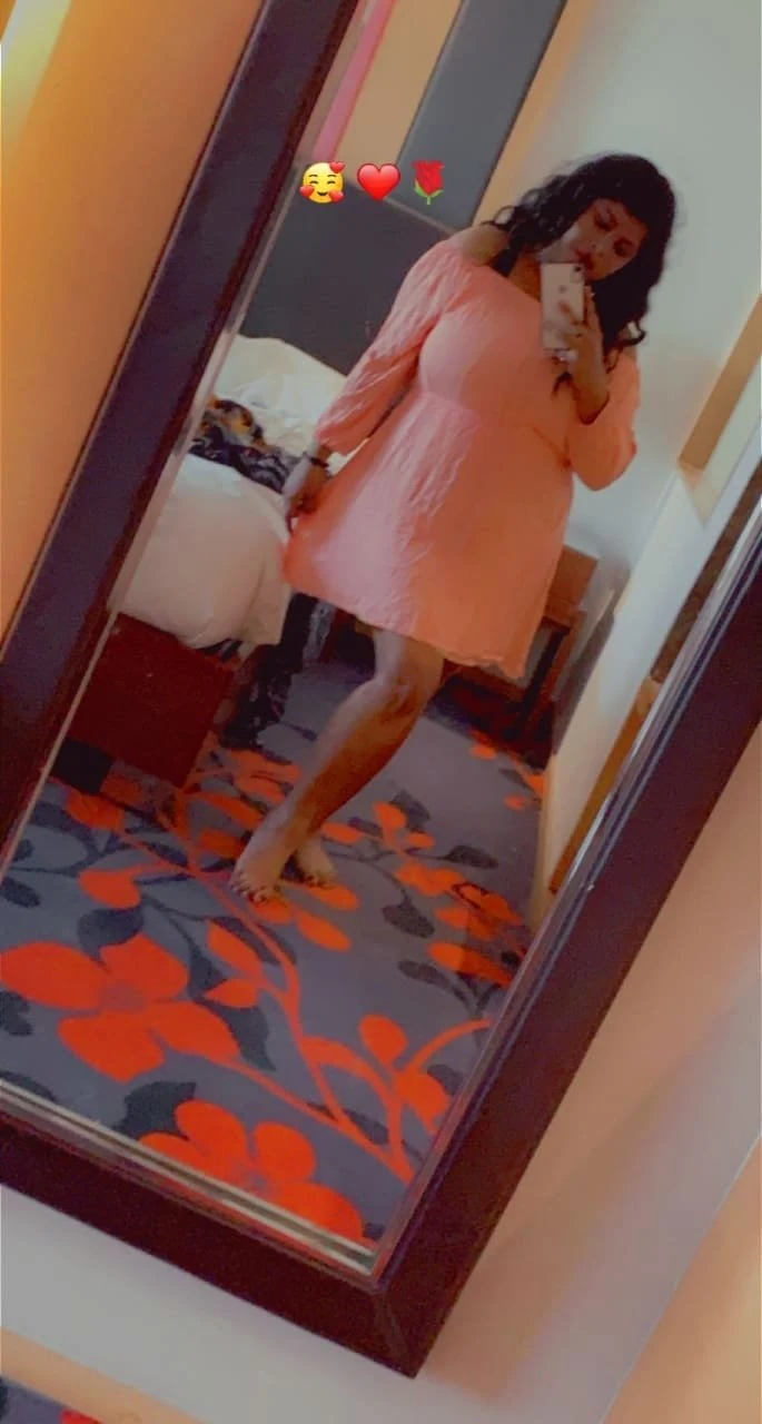 Neha – Indian companion in Mumbai — 2 / 4