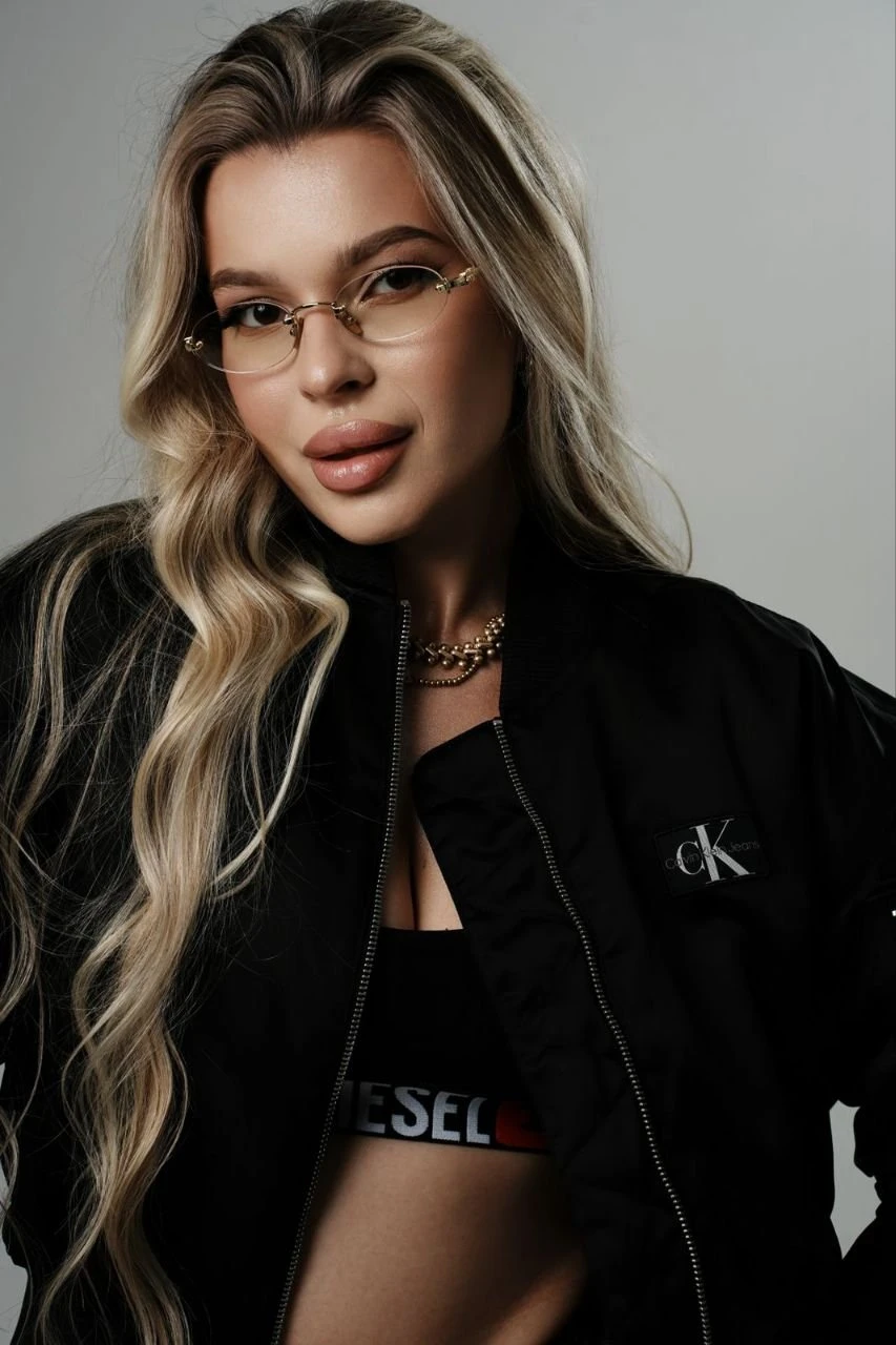 Vlada – Russian escort in Beirut — 7 / 9