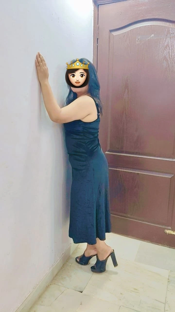 Jia Sharma – Indian escort in New Delhi — 5 / 6