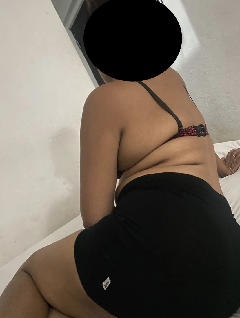 Hasini Incalls & Outcalls – Sri Lankan escort in Colombo — 4 / 5