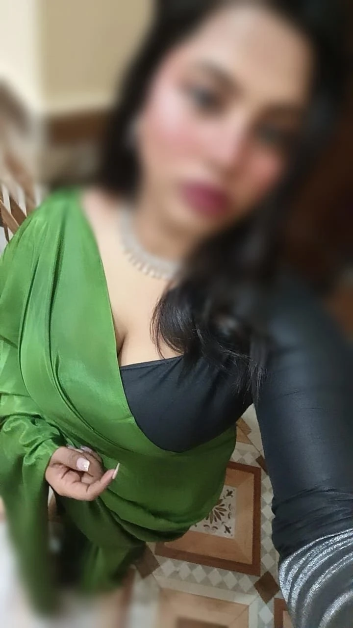 Simran Velvet Desire – Indian escort in New Delhi — 4 / 5