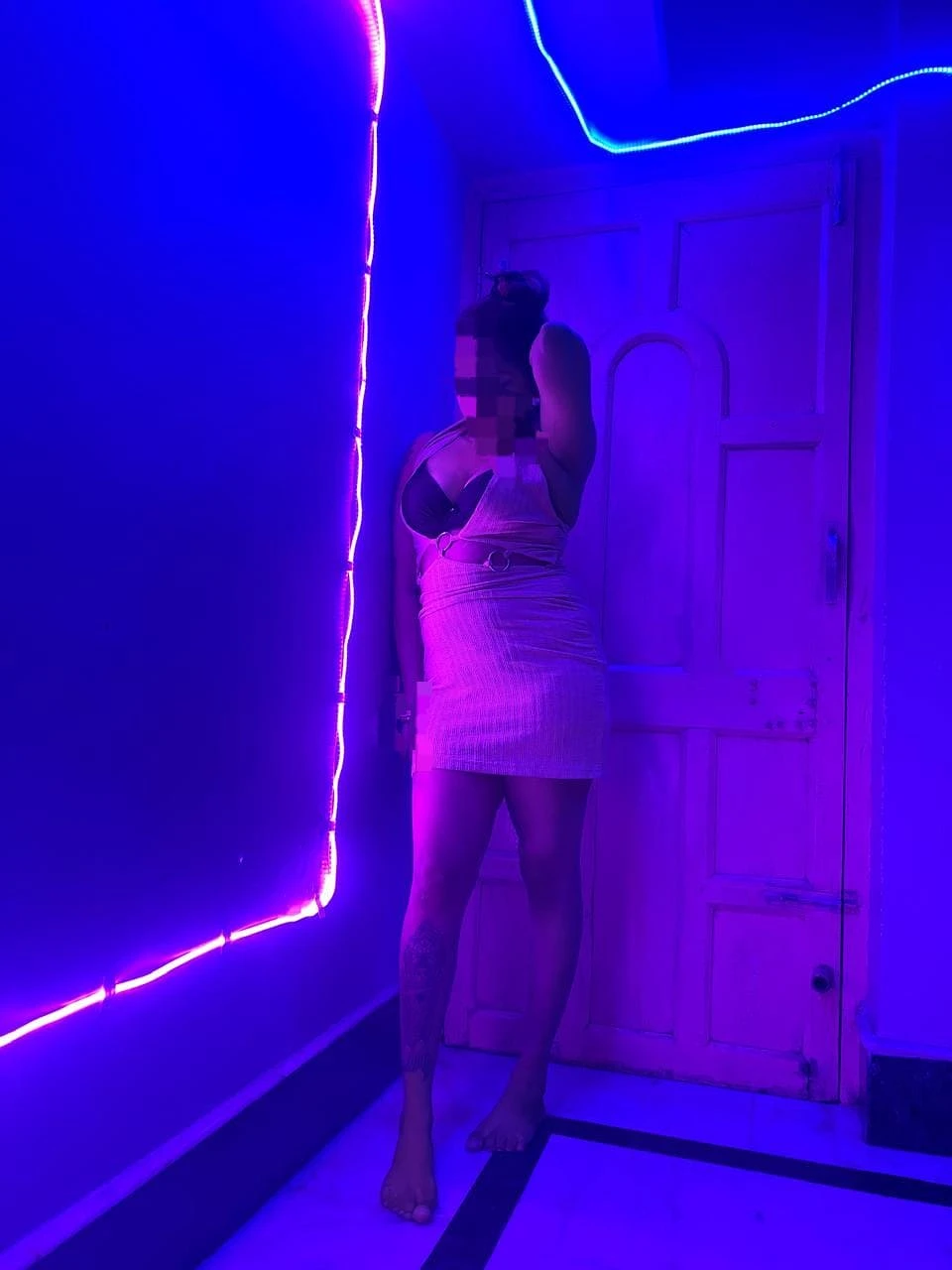 Kolkata Cam Session & Real Escort Servic – Indian escort in Kolkata — 6 / 17