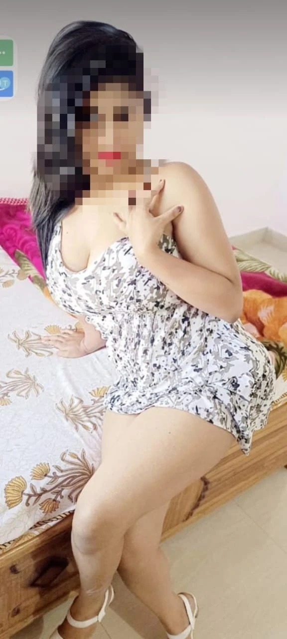 Priya Singh Cam & Real Meet – Indian escort in Bangalore, Escort, Banga