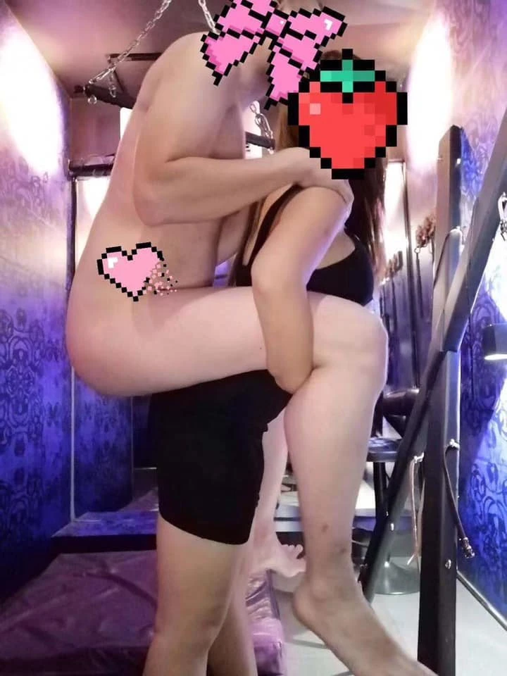 Curvydominatraxcarol – Chinese escort in Macao — 9 / 12